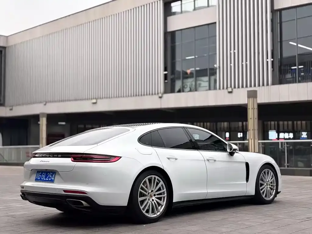 Porsche Panamera 2021 из CN, фото 9