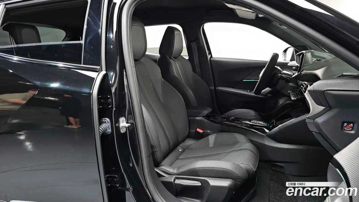 Peugeot 2008 2023 из KR, фото 10