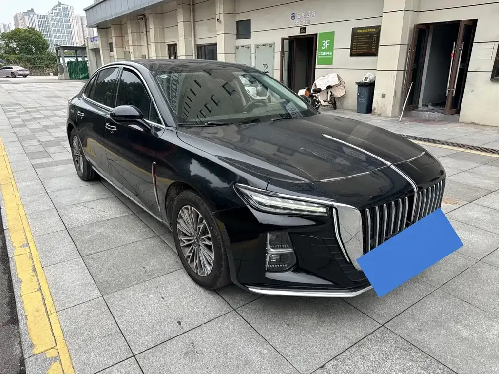 Hongqi H5 — фото 3