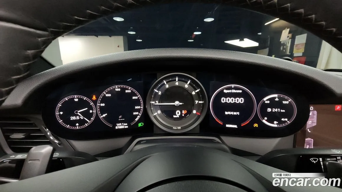 Porsche 911 2021 из KR, фото 8