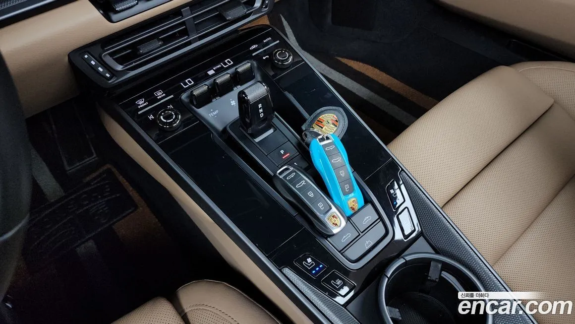 Porsche 911 2021 из KR, фото 9