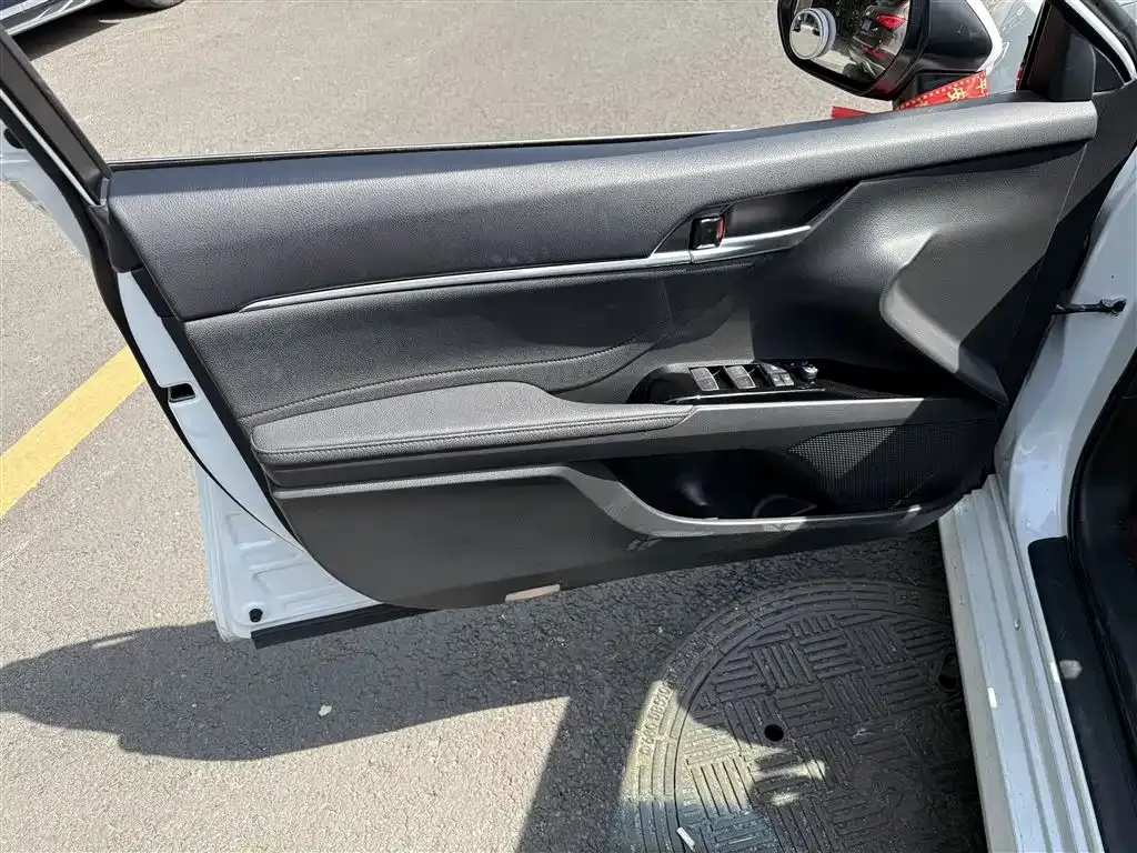 Toyota Camry 2022 из CN, фото 6
