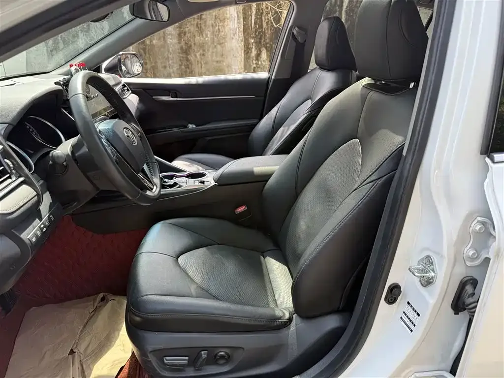 Toyota Camry 2022 из CN, фото 8