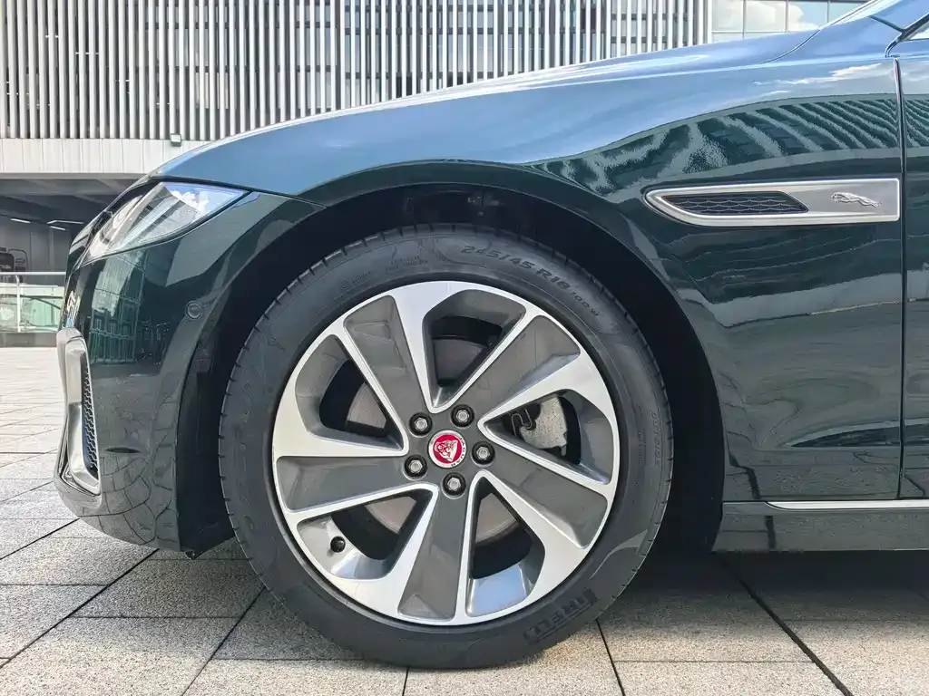 Jaguar XFL 2022 из CN, фото 8