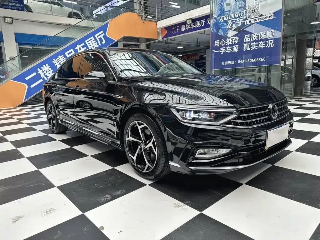Volkswagen Magotan 2023 из CN, фото 3