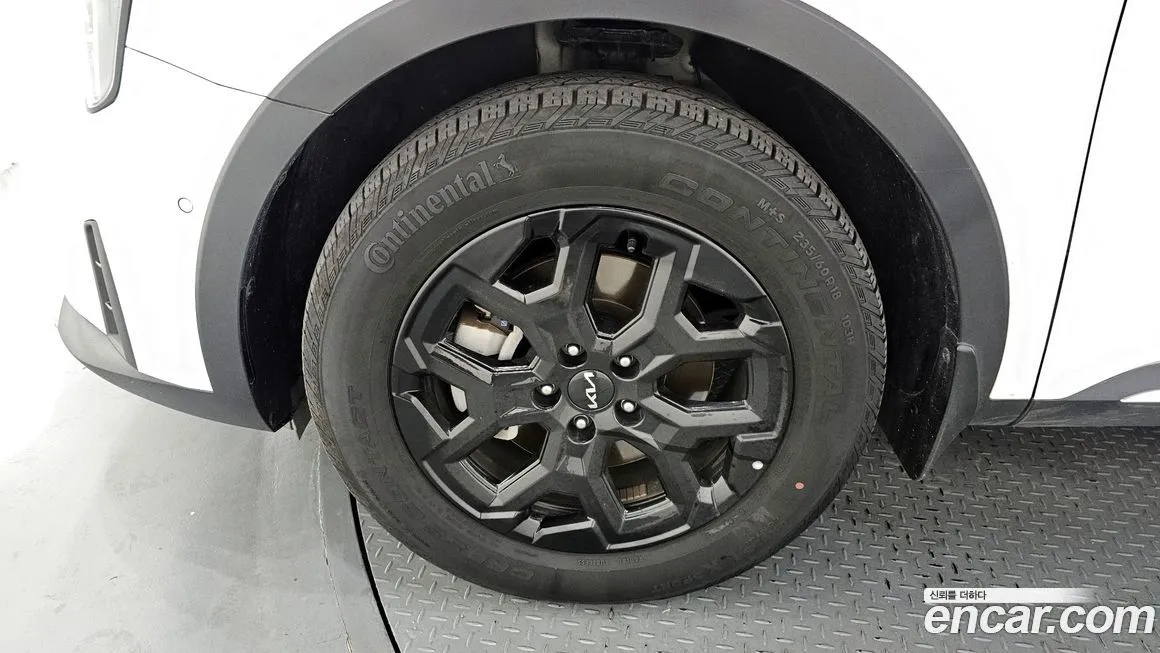 Kia Sorento — фото 5