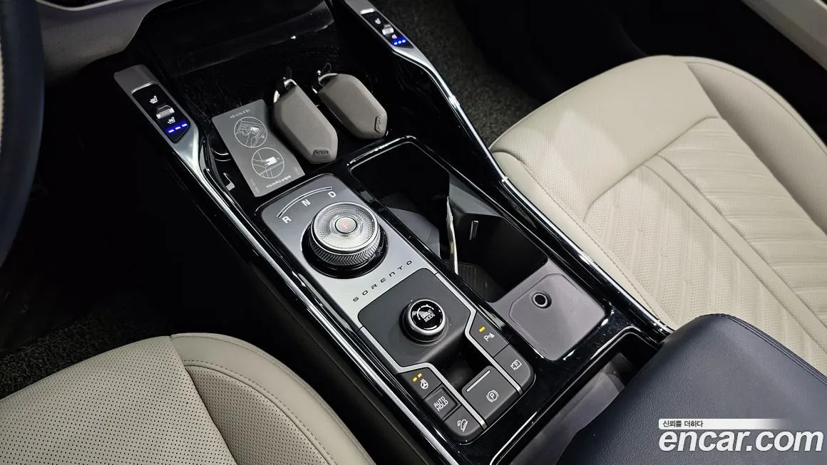 Kia Sorento — фото 9