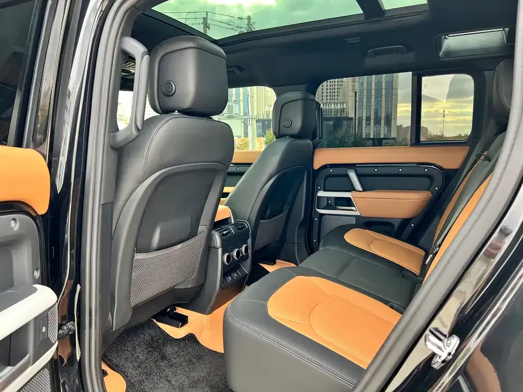 Land Rover Defender 2024 из CN, фото 9