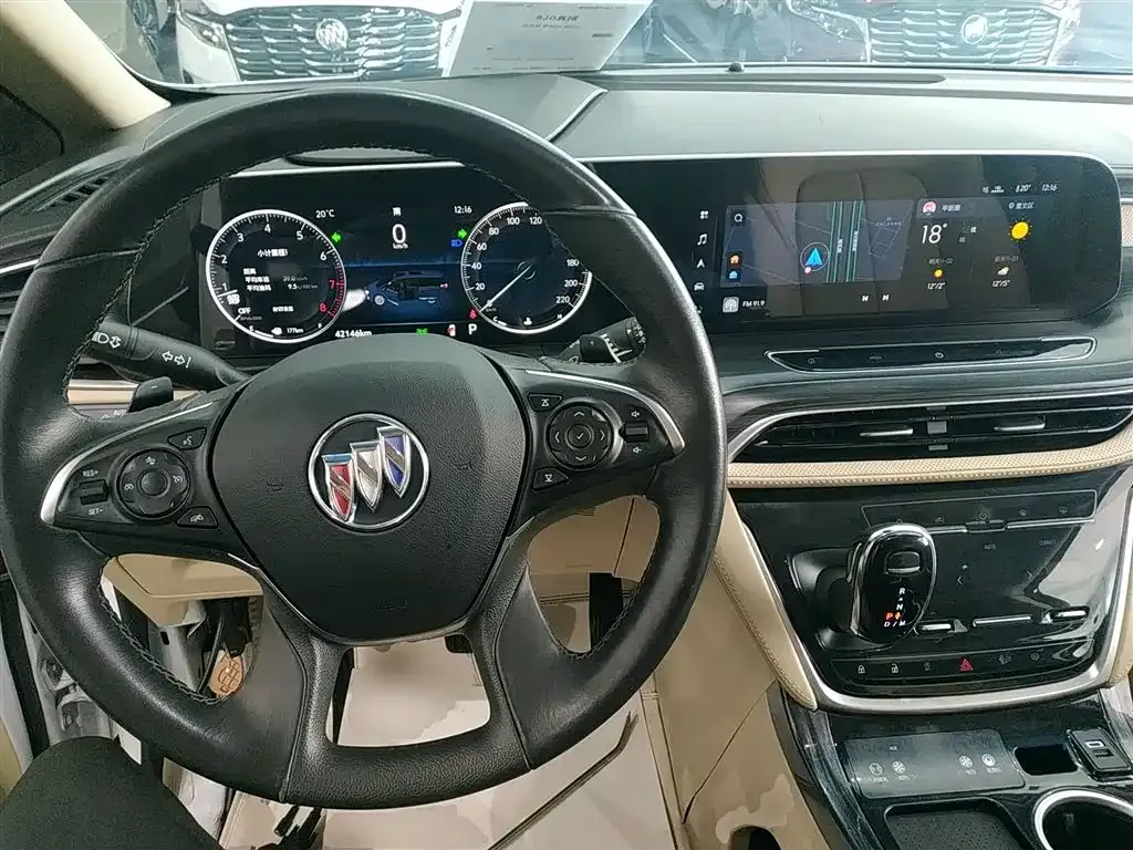 Buick GL8 2022 из CN, фото 10