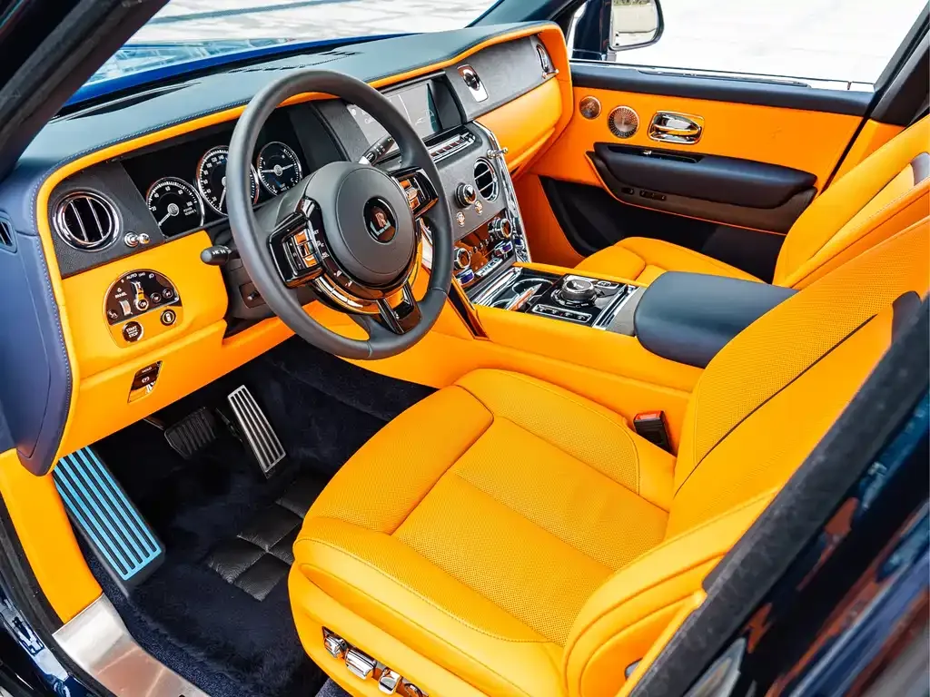 Rolls-Royce Cullinan 2024 из CN, фото 10