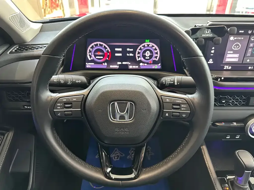 Honda Accord 2023 из CN, фото 10