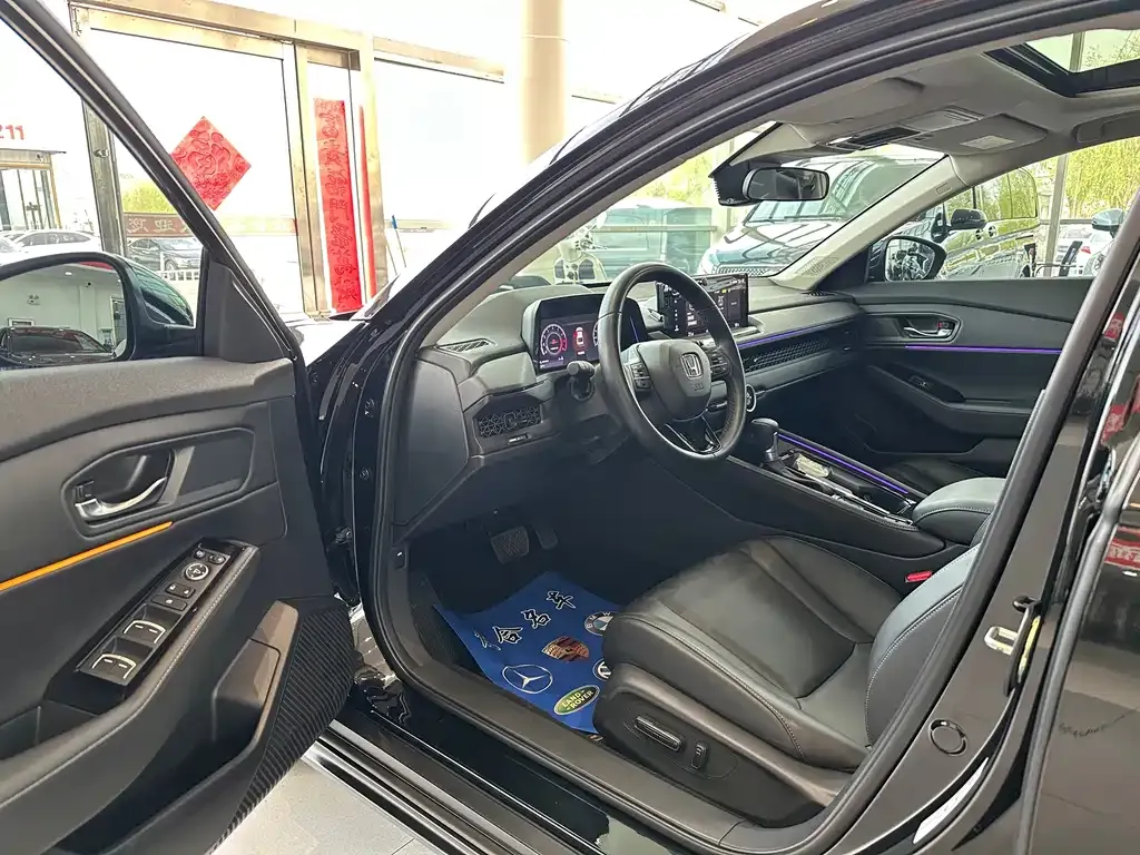 Honda Accord 2023 из CN, фото 7