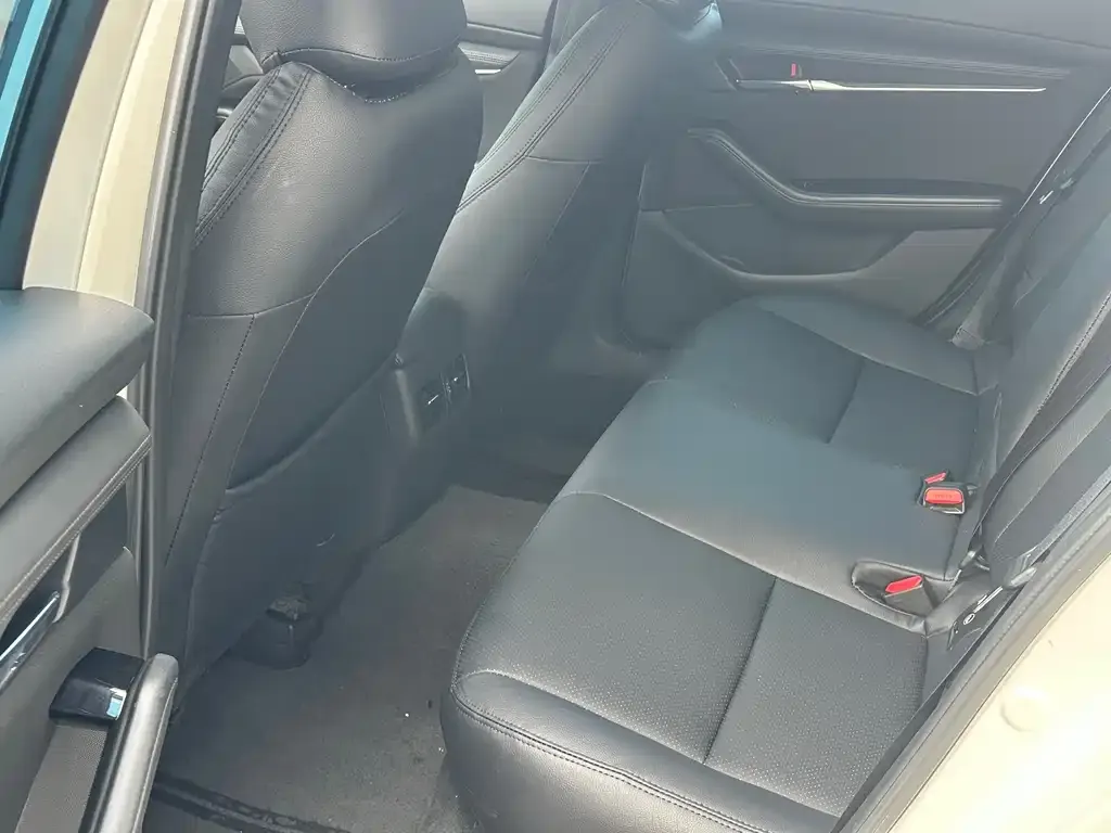 Mazda 3 Axela 2022 из CN, фото 10