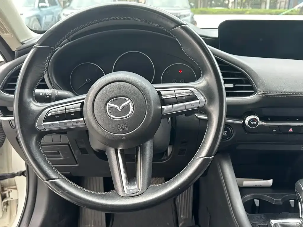 Mazda 3 Axela 2022 из CN, фото 7