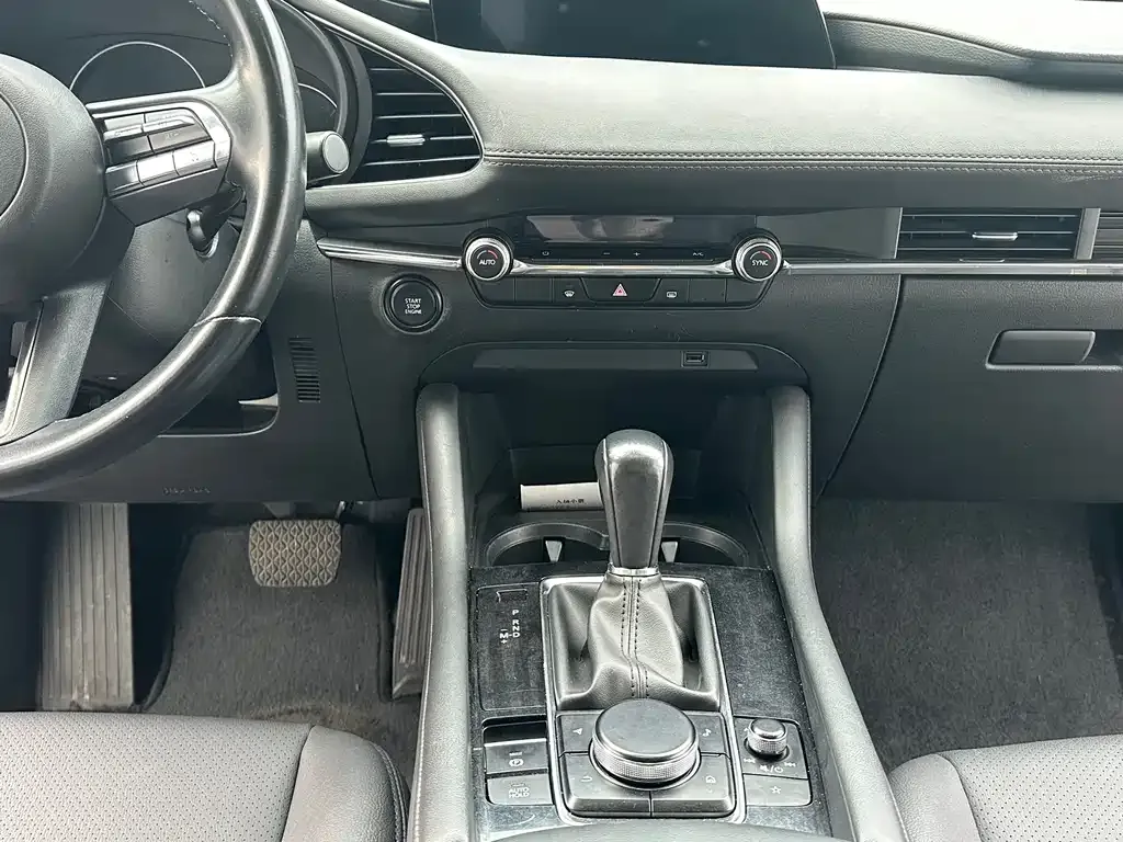 Mazda 3 Axela 2022 из CN, фото 8