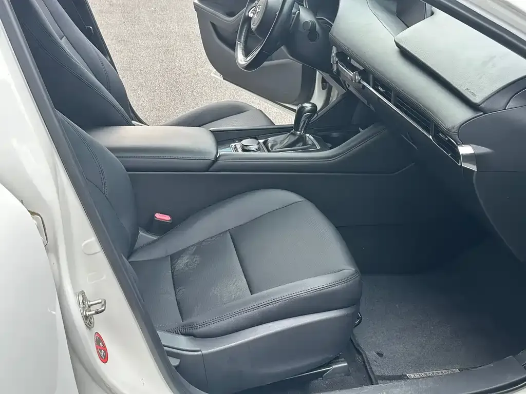 Mazda 3 Axela 2022 из CN, фото 9