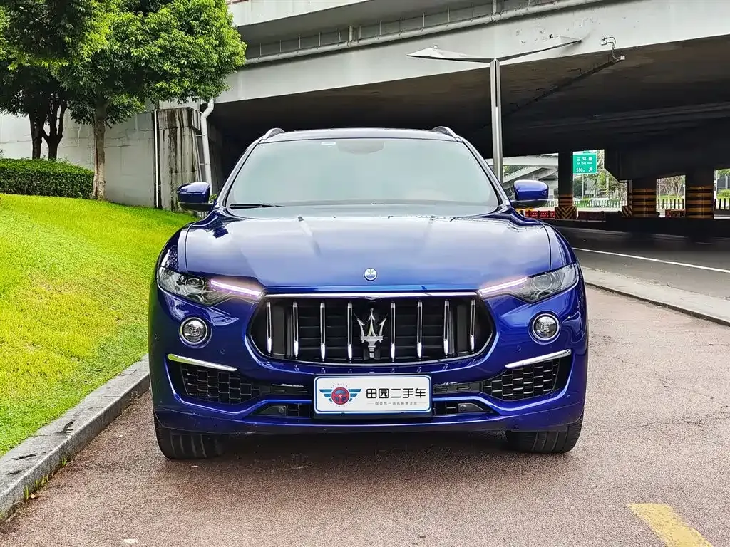 Maserati Levante 2023 из CN, фото 2