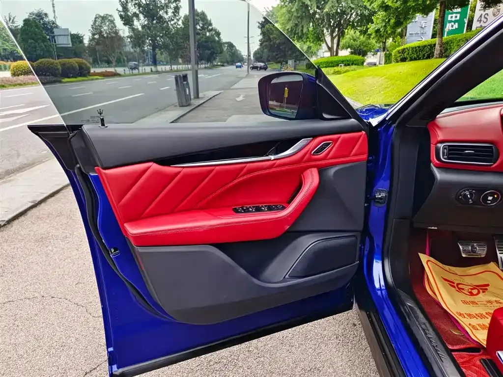 Maserati Levante 2023 из CN, фото 6