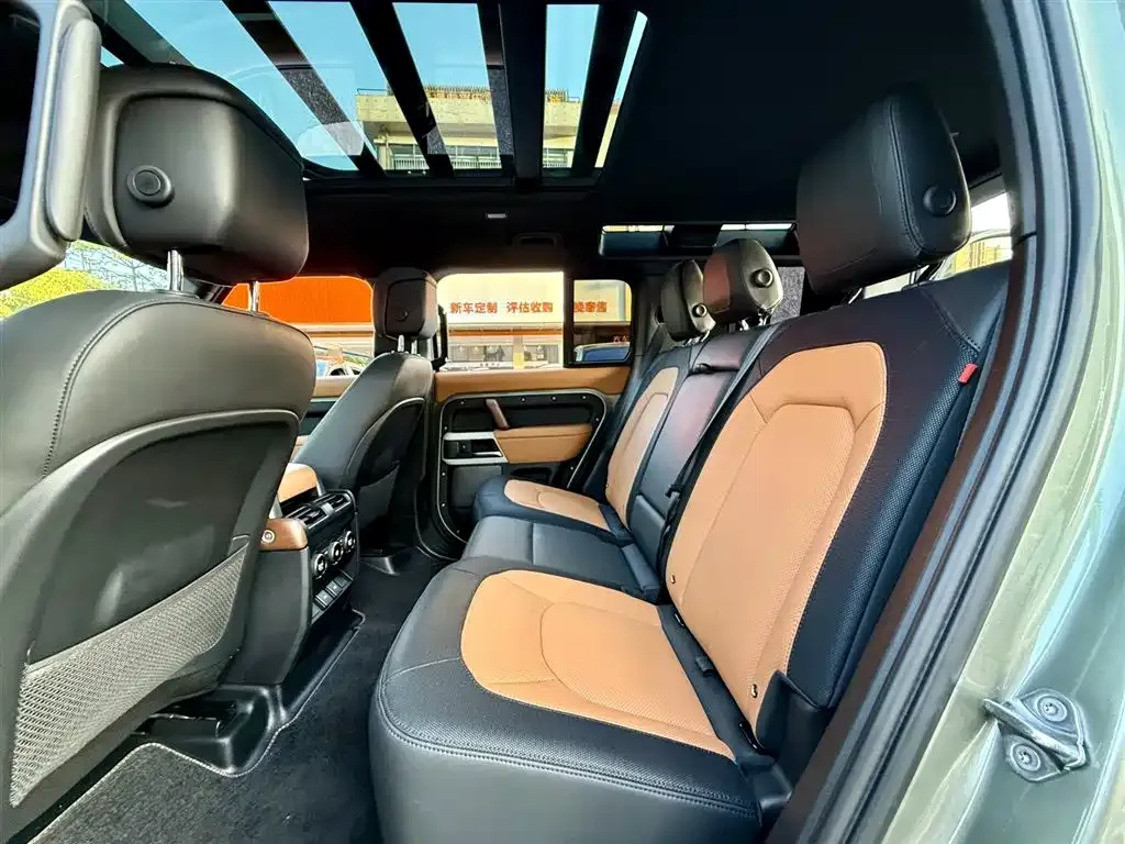 Land Rover Defender — фото 8