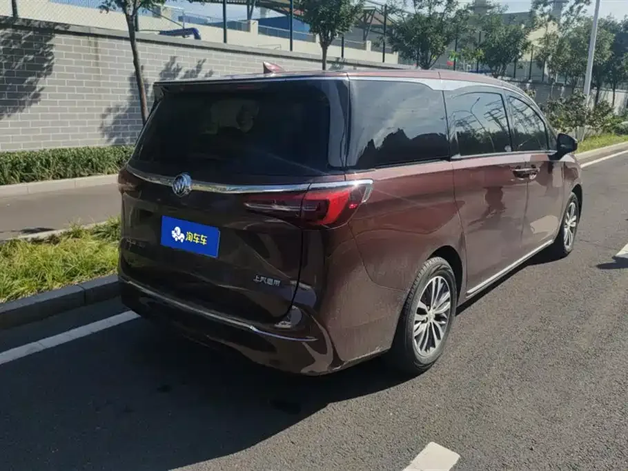 Buick GL8 2023 из CN, фото 3