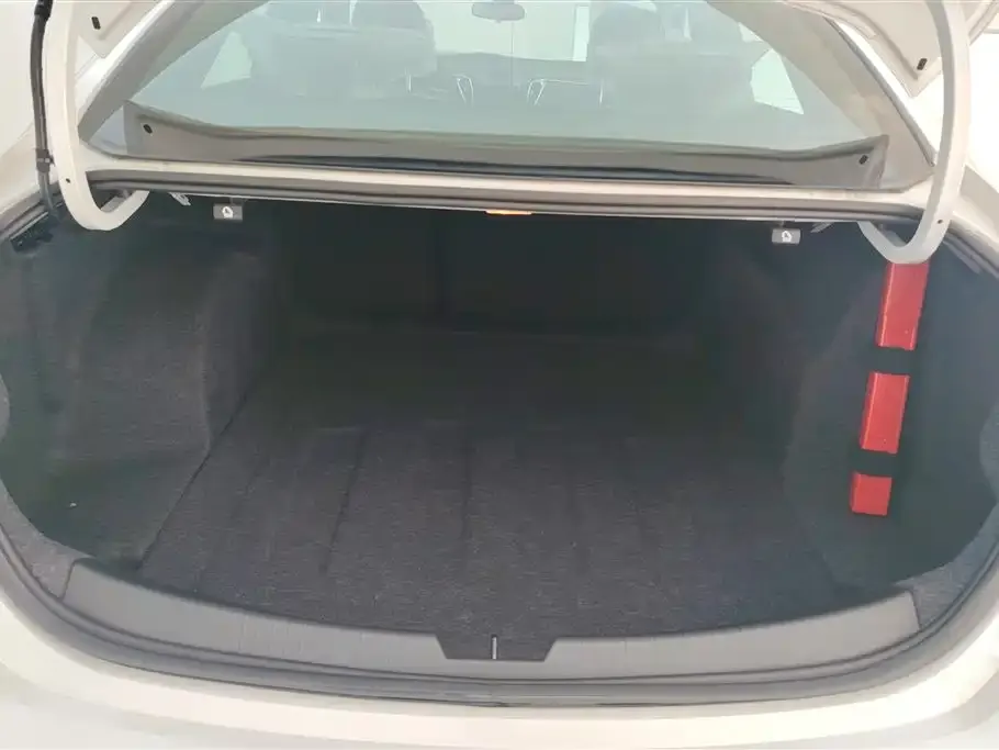 Chevrolet Malibu XL 2025 из CN, фото 4