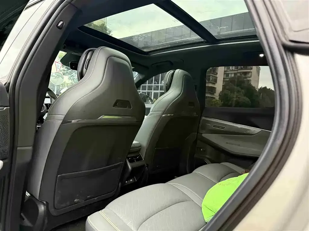 Lynk & Co 08 EM-P 2024 из CN, фото 6