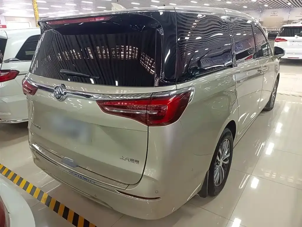Buick GL8 2021 из CN, фото 7