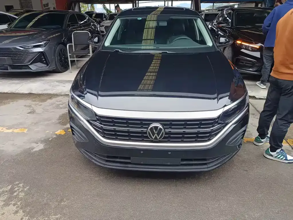 Volkswagen Passat 2022 из CN, фото 3