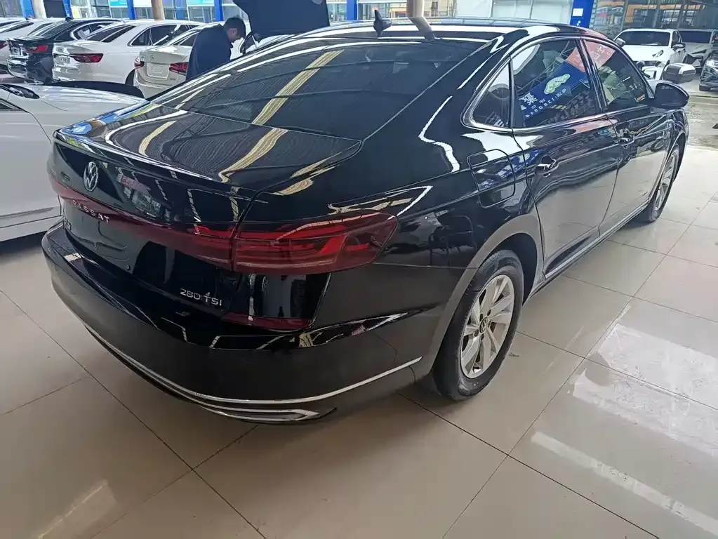 Volkswagen Passat 2022 из CN, фото 9