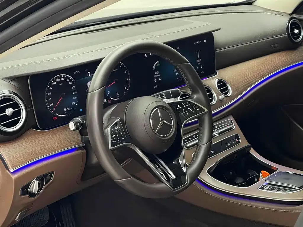 Mercedes-Benz E-Class 2023 из CN, фото 4