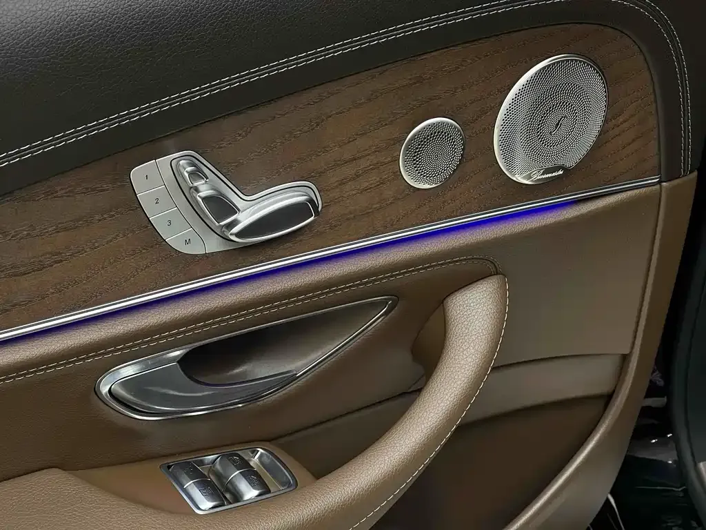 Mercedes-Benz E-Class 2023 из CN, фото 8