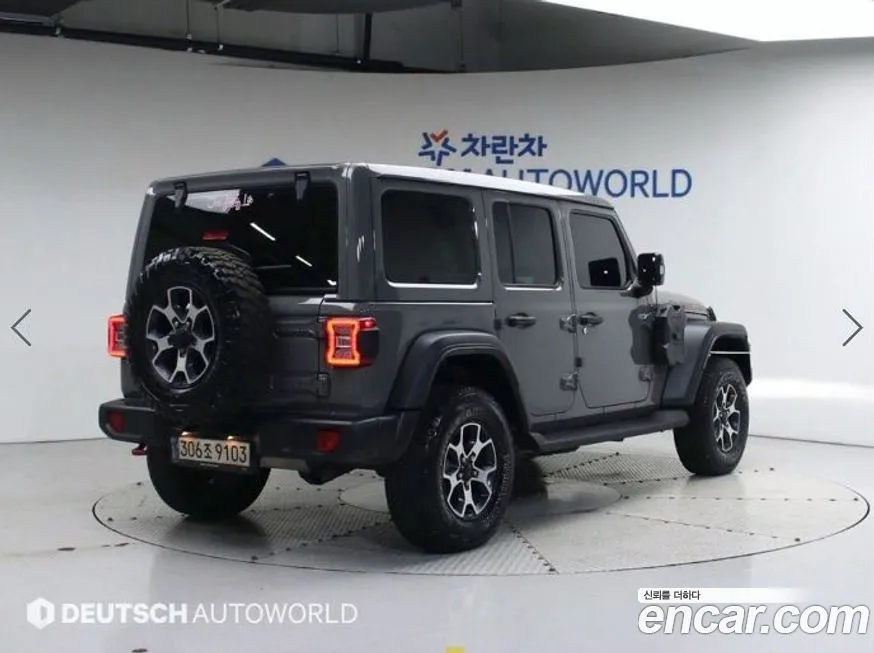 Jeep Wrangler — фото 2
