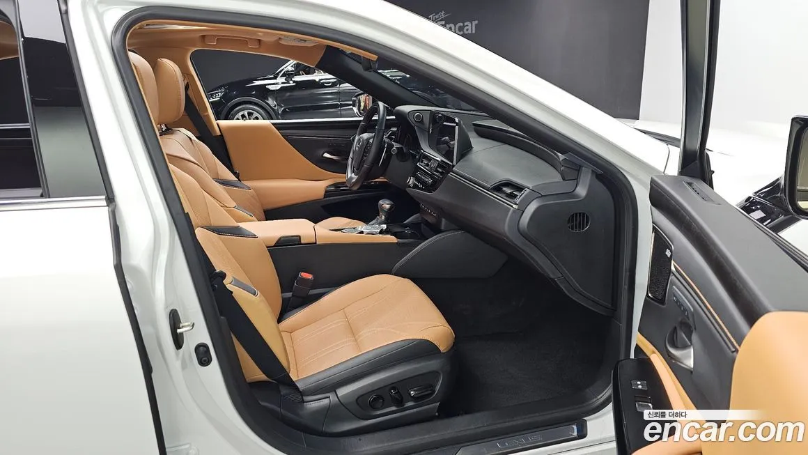 Lexus ES 2025 из KR, фото 10