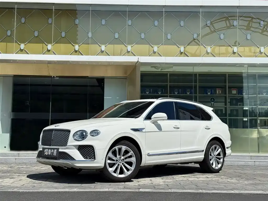 Bentley Bentayga 2021 из CN, фото 1