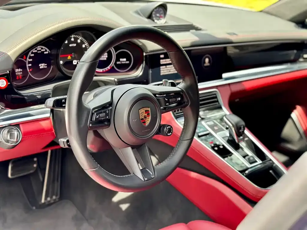 Porsche Panamera — фото 9