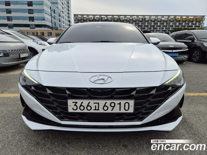 Hyundai AVANTE 2023 из KR, фото 1