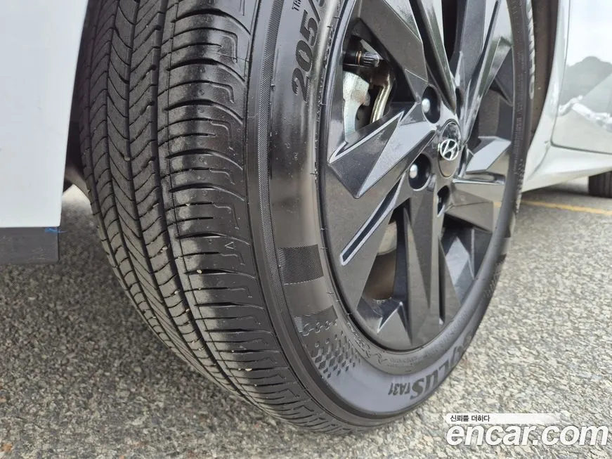 Hyundai AVANTE 2023 из KR, фото 9