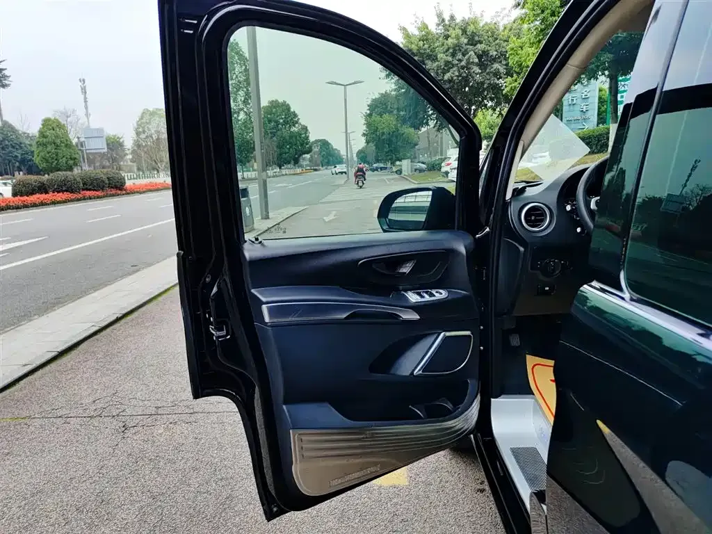 Mercedes-Benz Vito 2021 из CN, фото 6