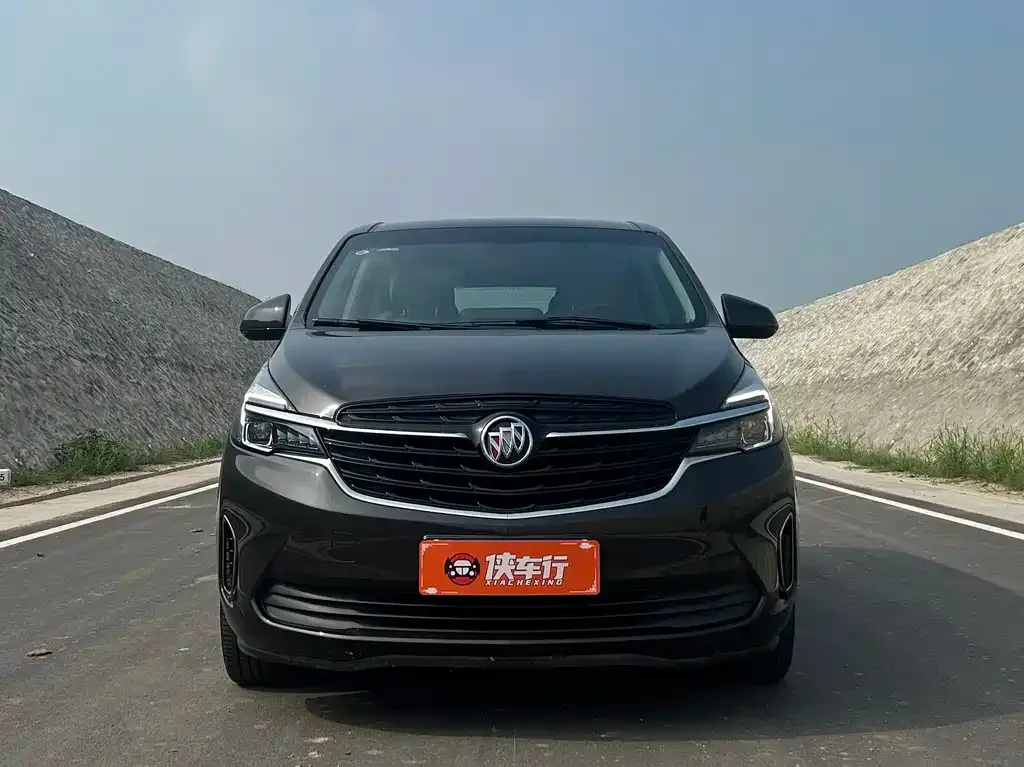 Buick GL8 2022 из CN, фото 2