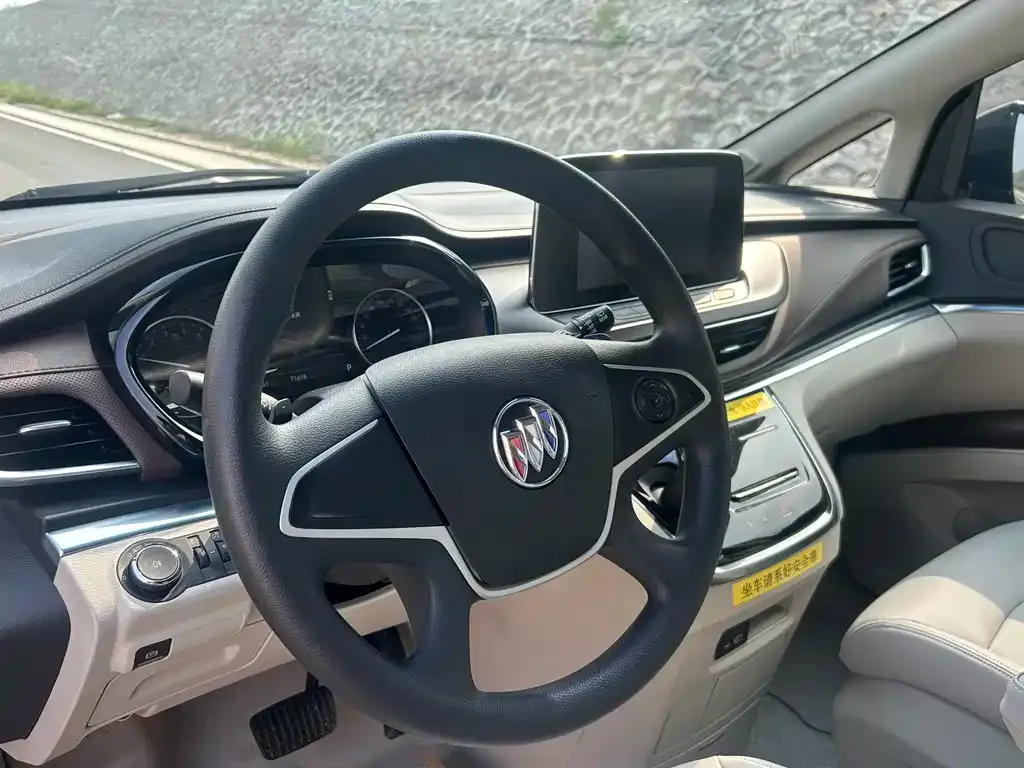 Buick GL8 2022 из CN, фото 6