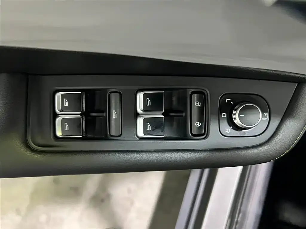 Geely Binyue 2022 из CN, фото 9
