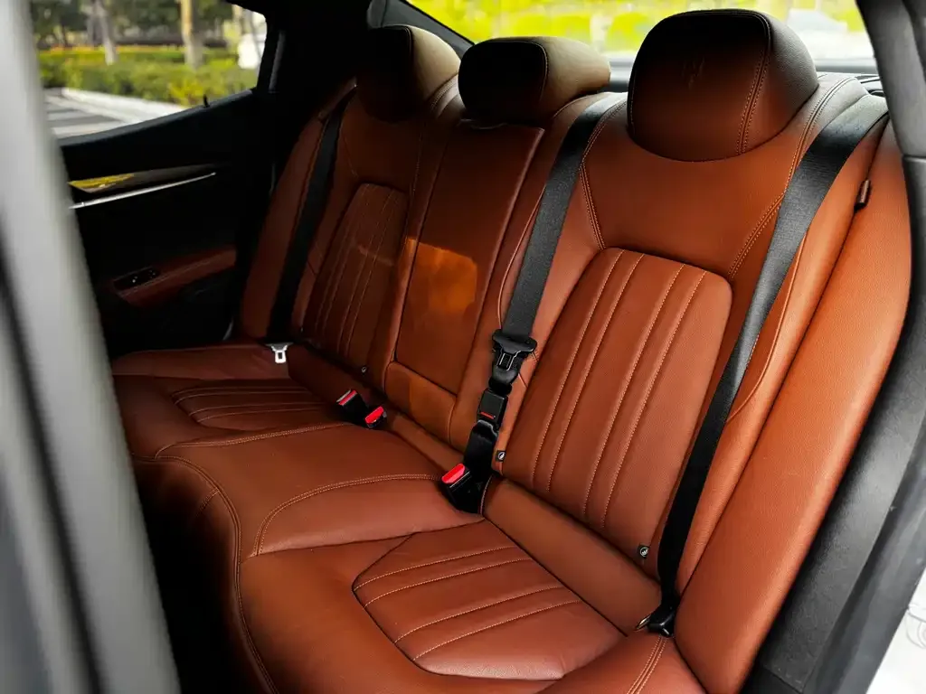Maserati Ghibli 2022 из CN, фото 6