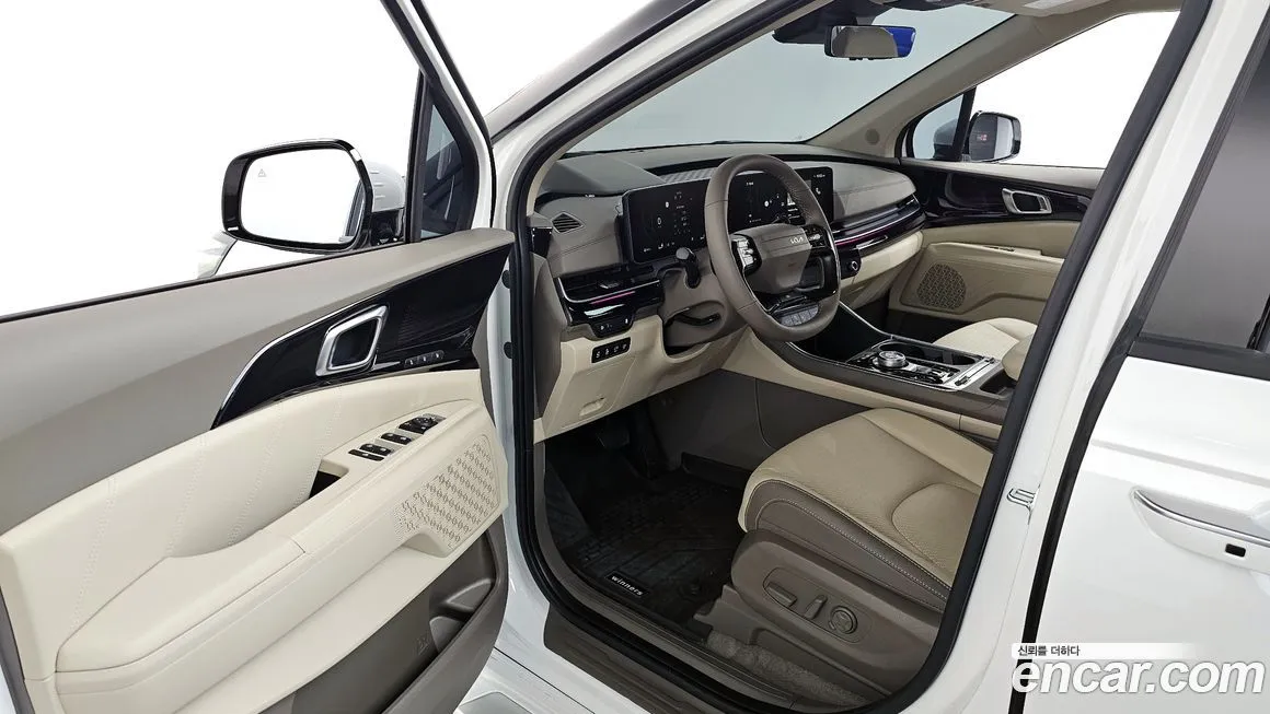 Kia Carnival — фото 10