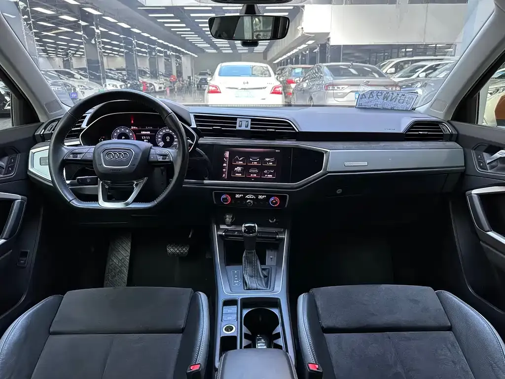 Audi Q3 2021 из CN, фото 9