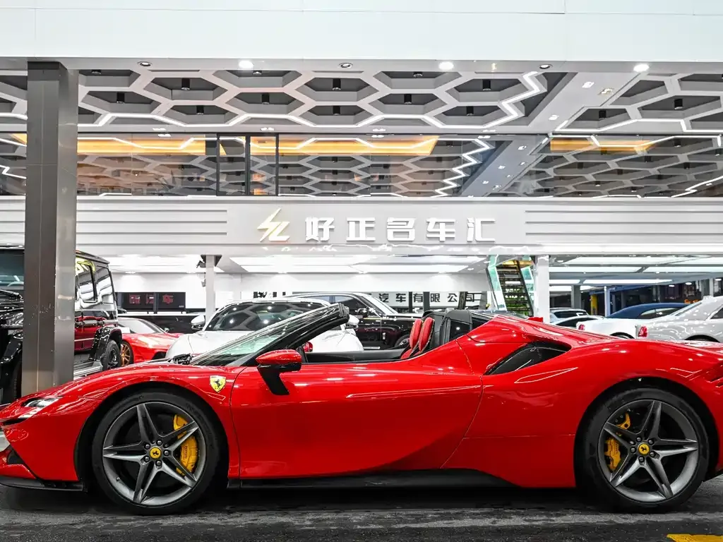 Ferrari SF90 2025 из CN, фото 3