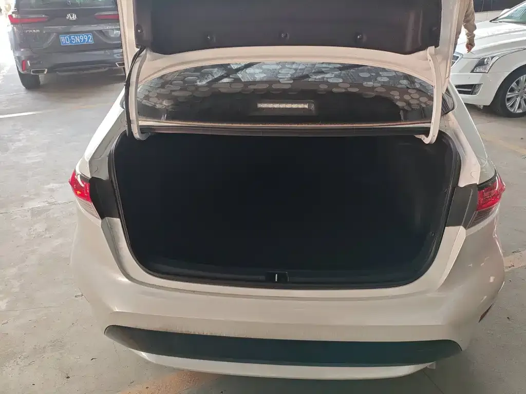 Toyota Levin 2021 из CN, фото 9