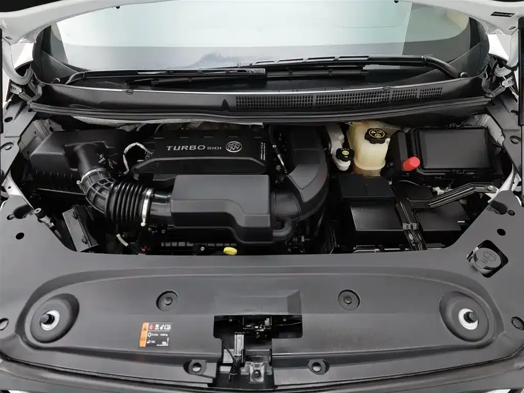 Buick GL8 2023 из CN, фото 6