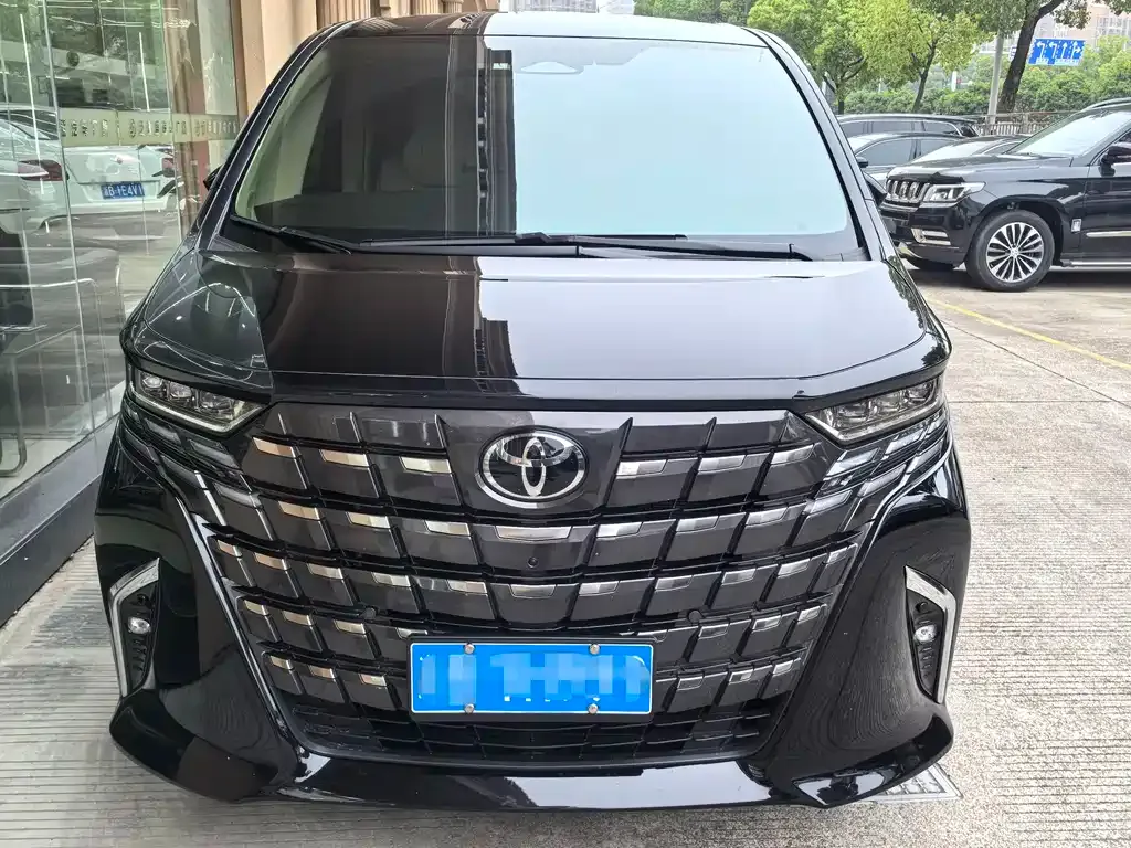 Toyota Alphard 2024 из CN, фото 2