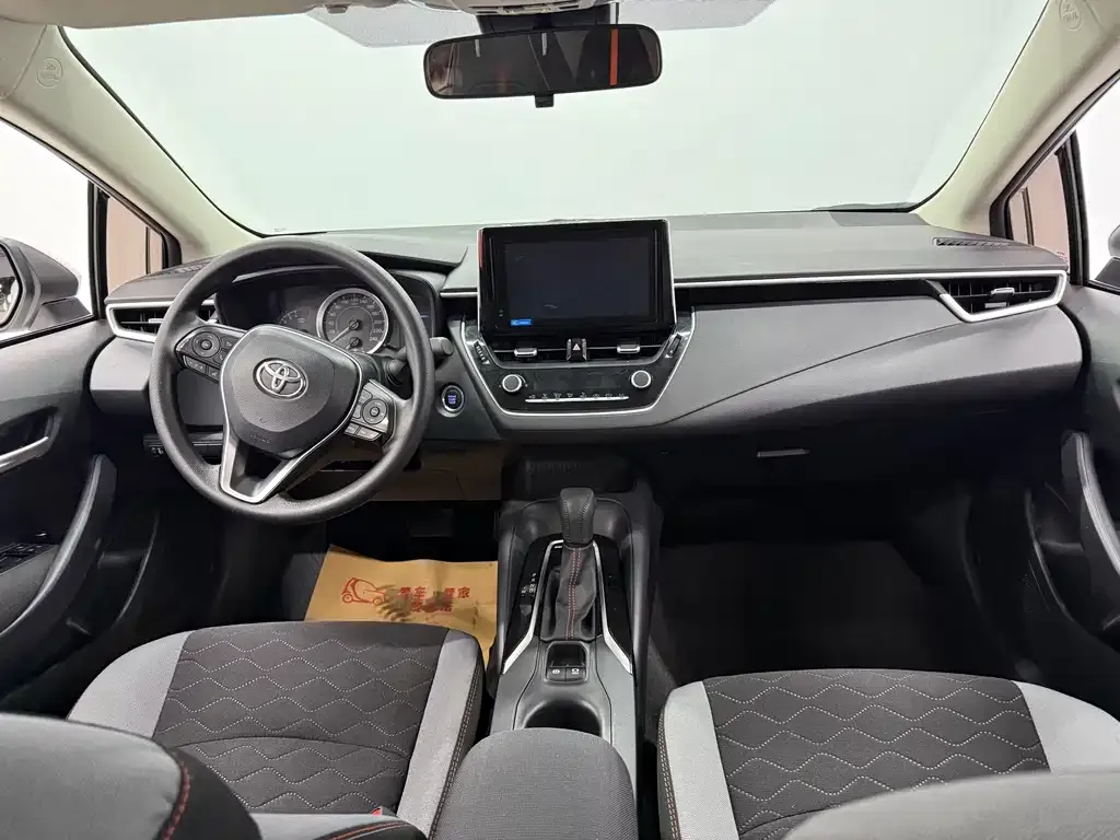 Toyota Corolla 2021 из CN, фото 10