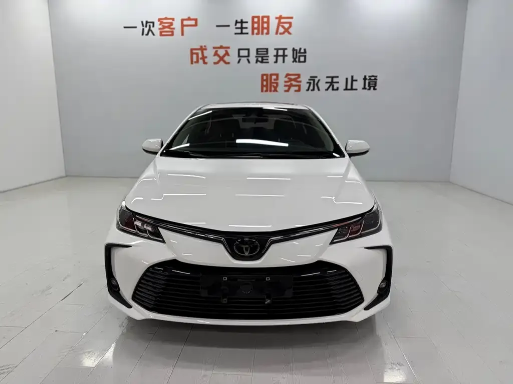 Toyota Corolla 2021 из CN, фото 2